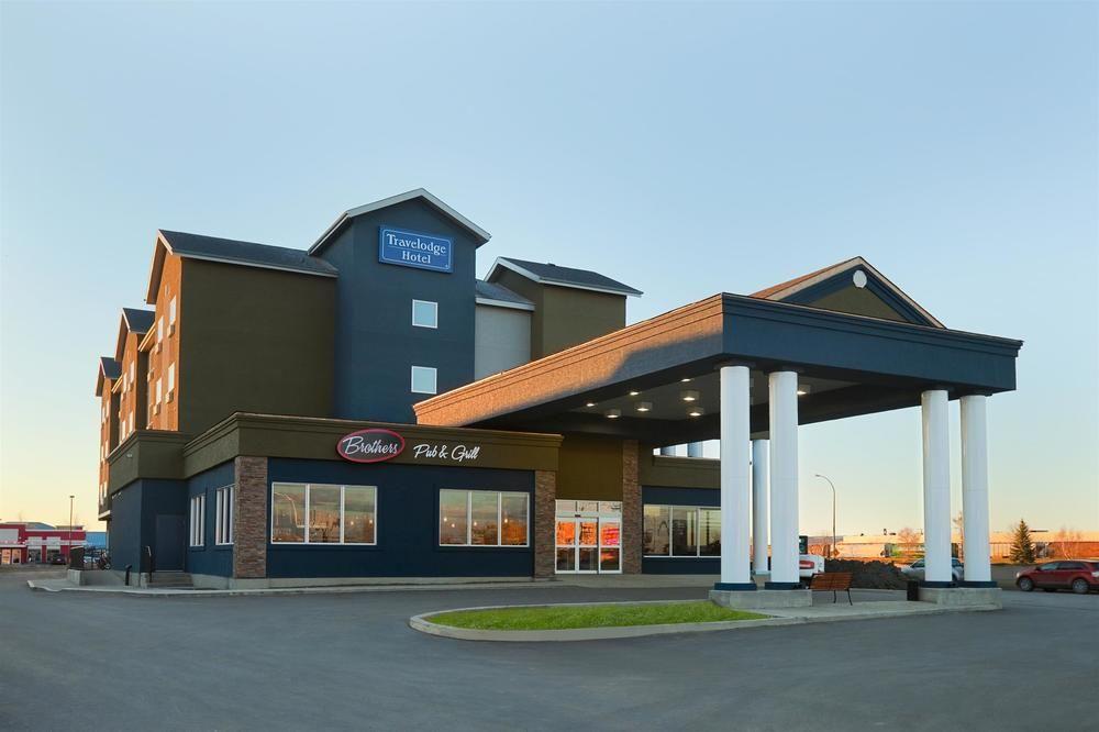 Travelodge Hotel By Wyndham Weyburn Buitenkant foto