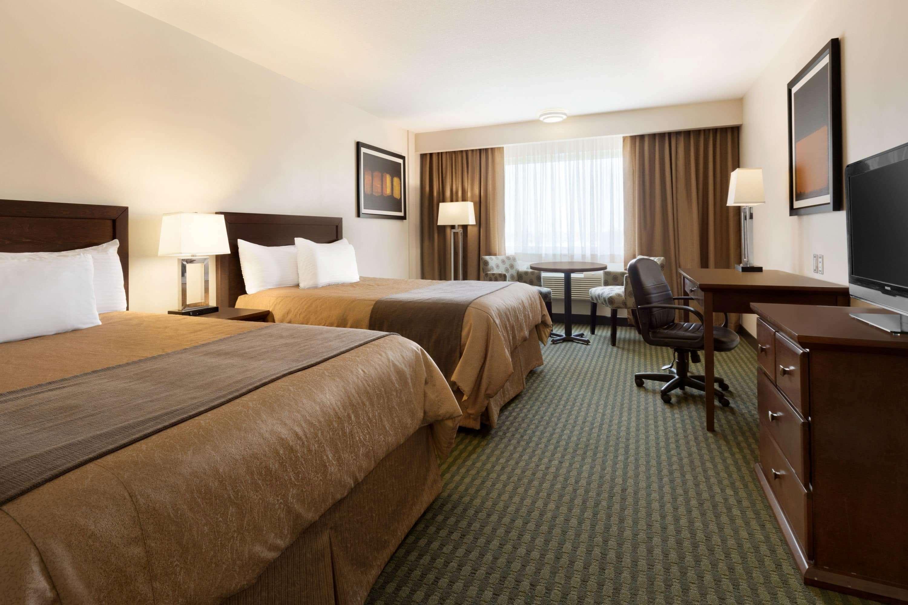 Travelodge Hotel By Wyndham Weyburn Buitenkant foto